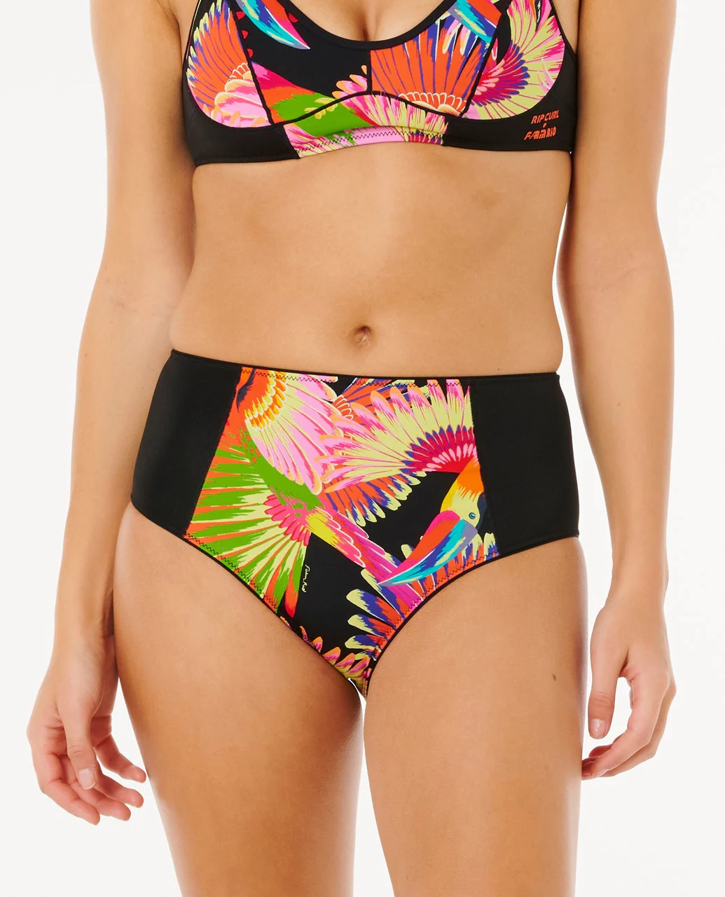 10592-farm-rio-mirage-high-waist-good-coverage-bikini-bottom-1.webp Farm Rio Mirage High Waist Good Coverage Bikini Bottom