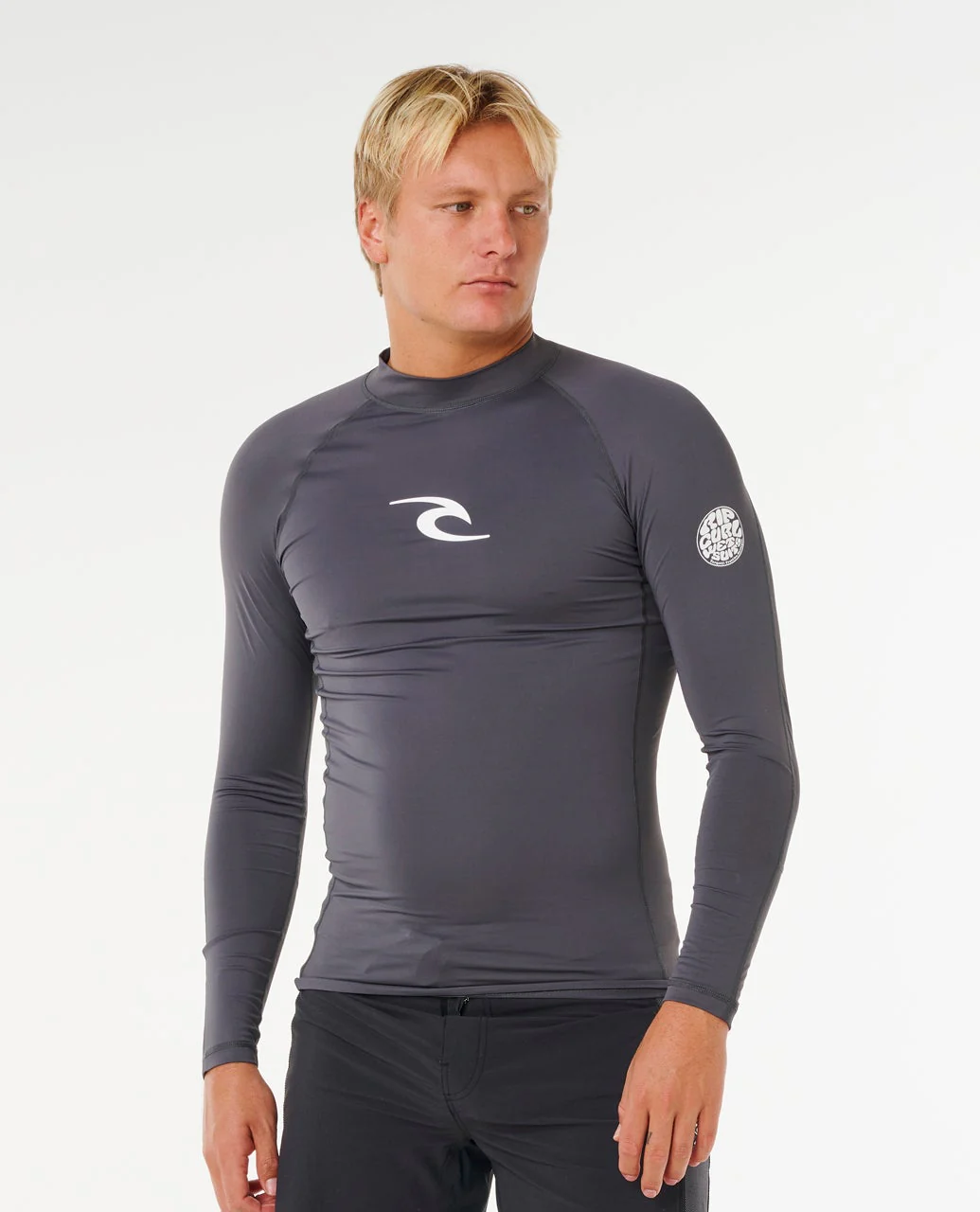 10913-waves-upf50-performance-long-sleeve-rash-vest-1.webp Waves UPF50 Performance Long Sleeve Rash Vest