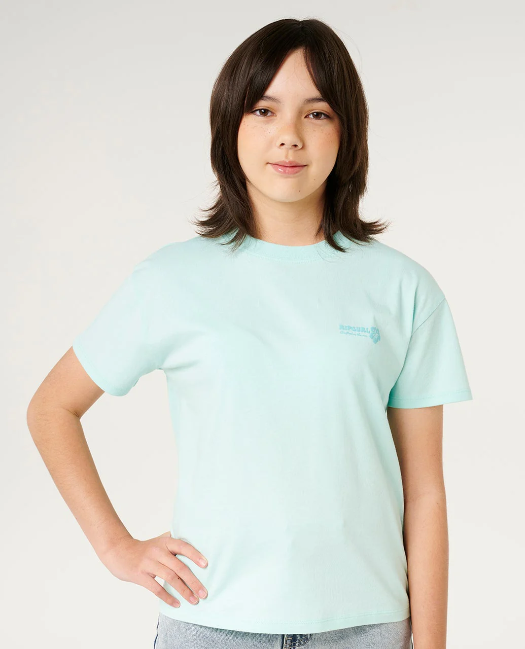 11607-hibiscus-heat-logo-tee-kidss-8-14-years-6.webp Hibiscus Heat Logo Tee- Kidss ( 8-14 years)