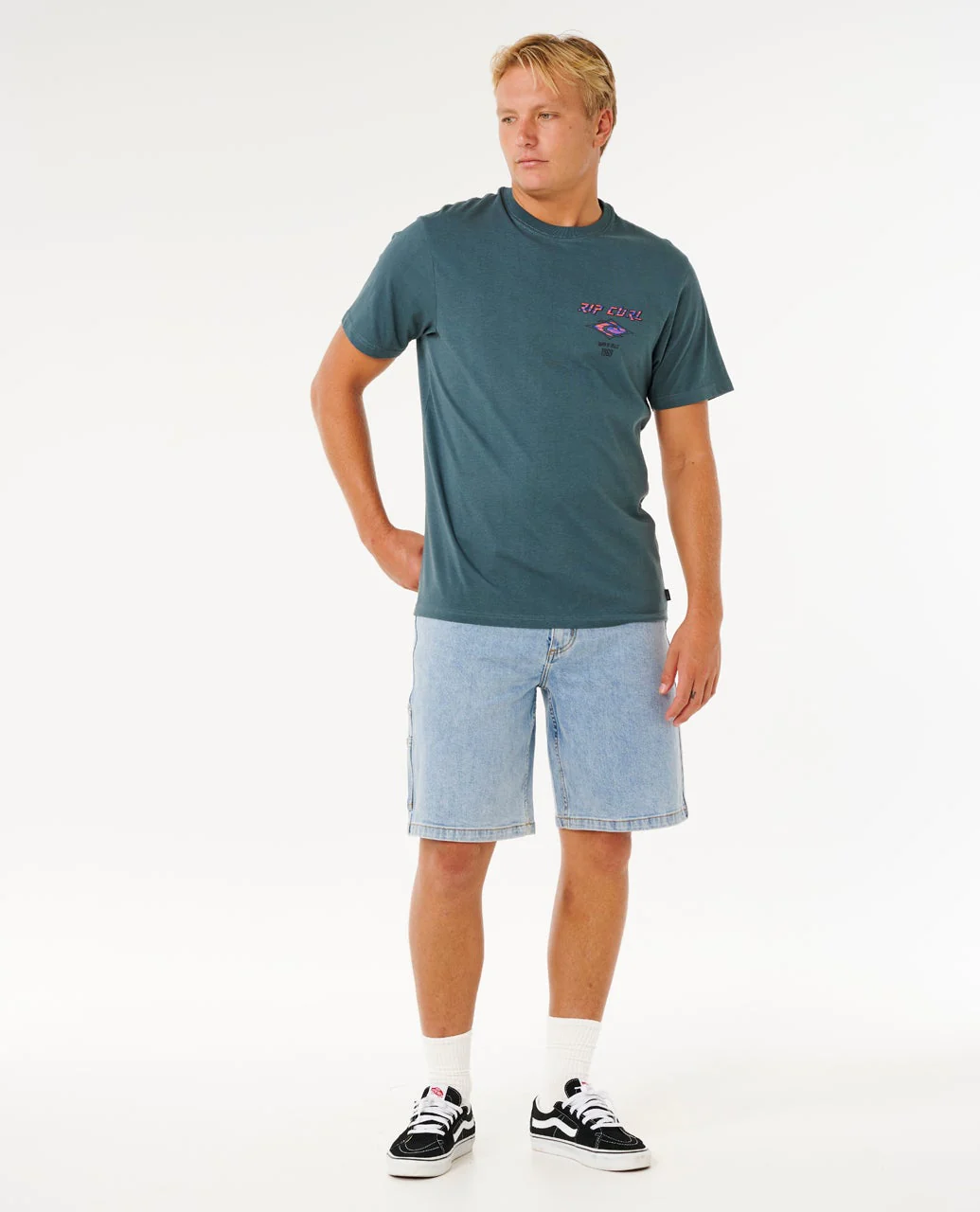 11694-fade-out-icon-tee-4.webp Fade Out Icon Tee