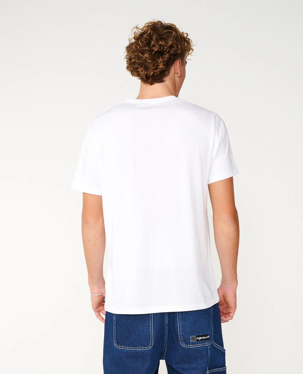 11734-wettie-icon-standard-tee-3.webp Wettie Icon Standard Tee