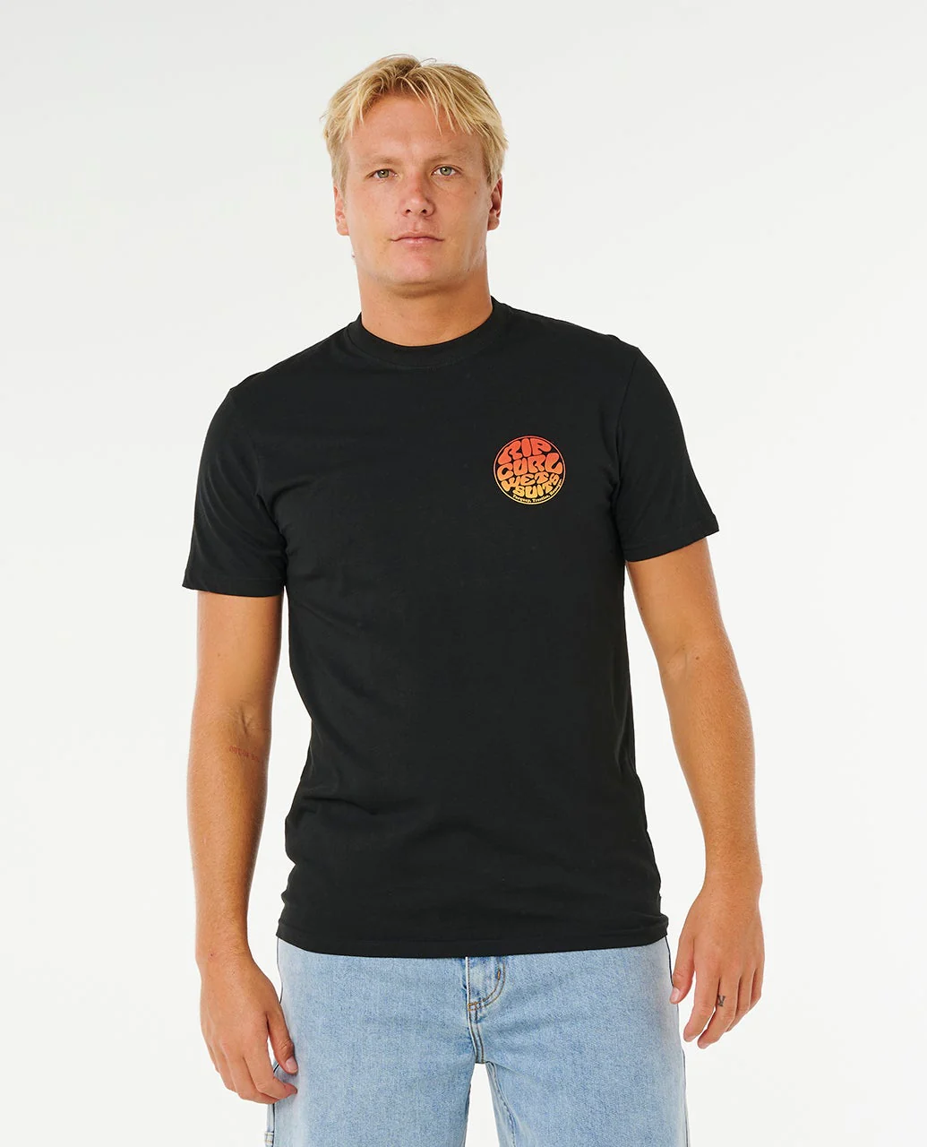 11742-wettie-passage-short-sleeve-icon-standard-tee-1.webp Wettie Passage Short Sleeve Icon Standard Tee