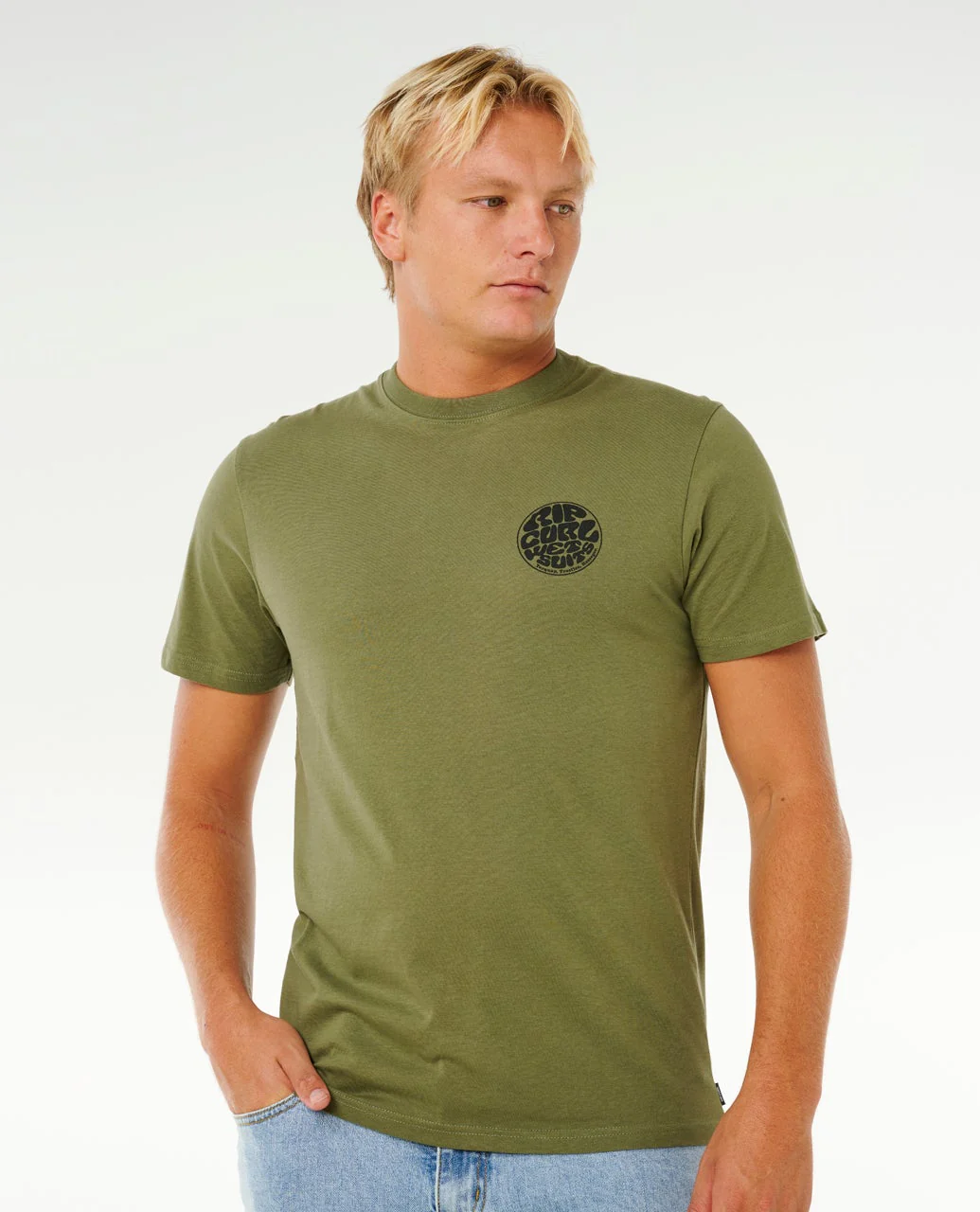 11803-wettie-icon-standard-tee-1.webp Wettie Icon Standard Tee