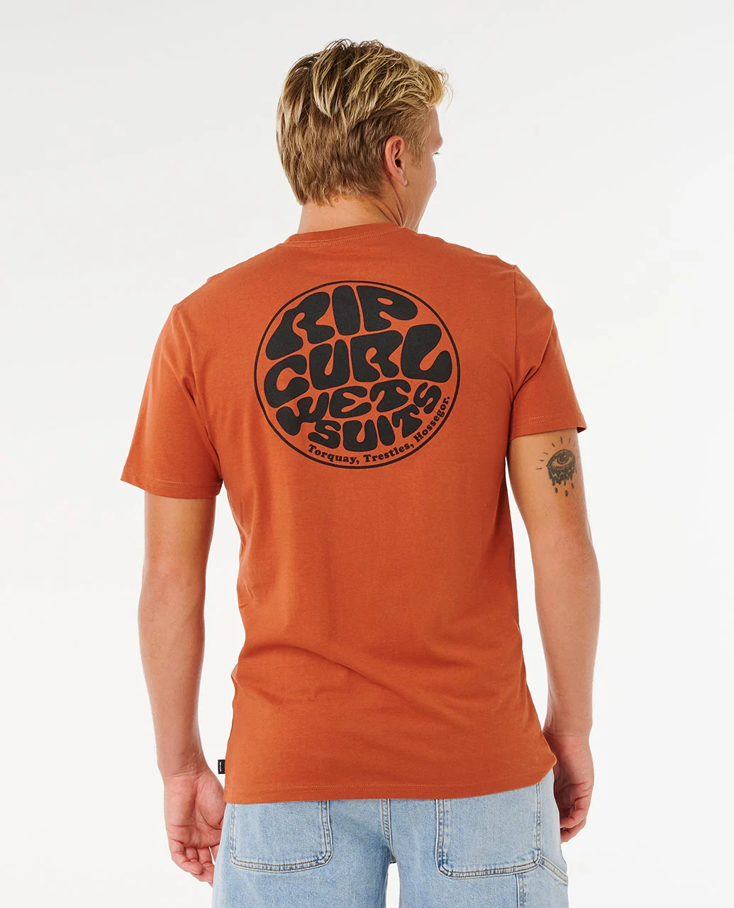 11916-wettie-passage-short-sleeve-icon-standard-tee-3.webp Wettie Passage Short Sleeve Icon Standard Tee