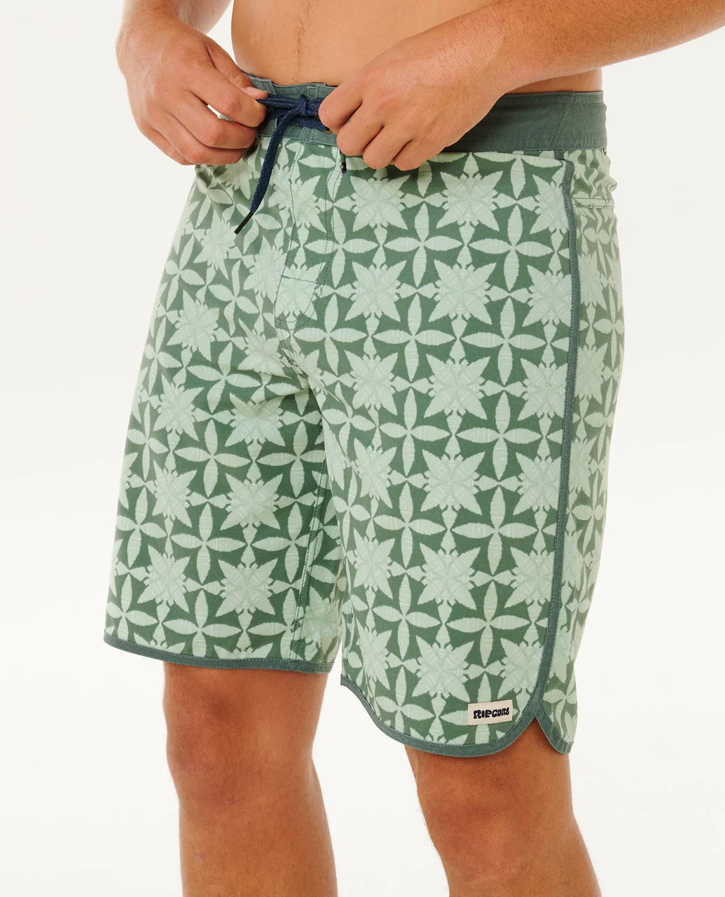 12229-mirage-pacific-rinse-gem-20-boardshort-1.webp Mirage Pacific Rinse Gem 20" Boardshort