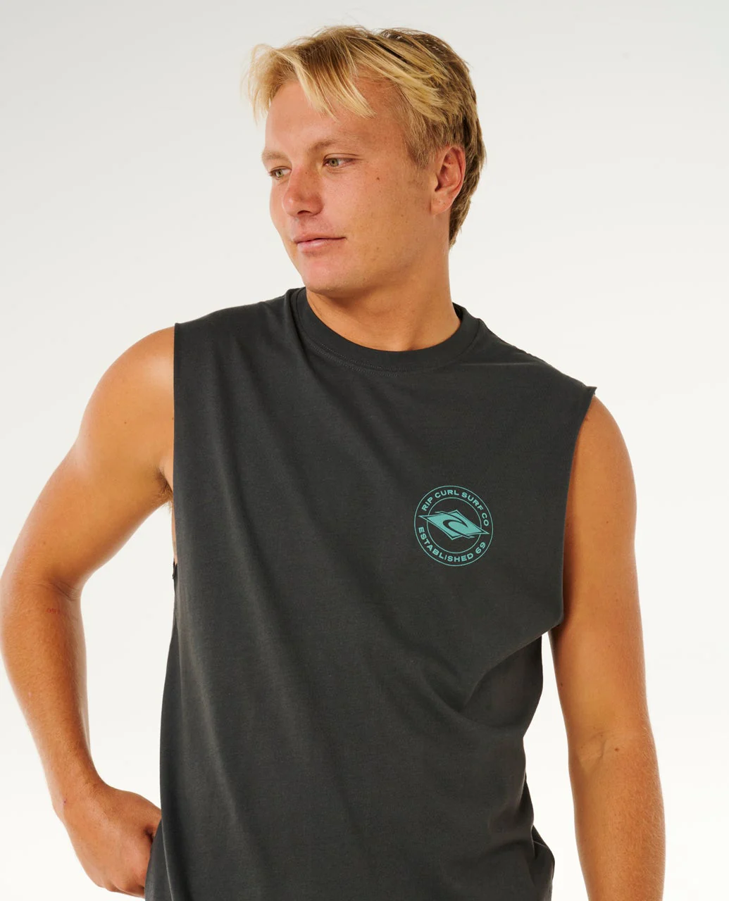 12750-staple-muscle-tee-6.webp Staple Muscle Tee