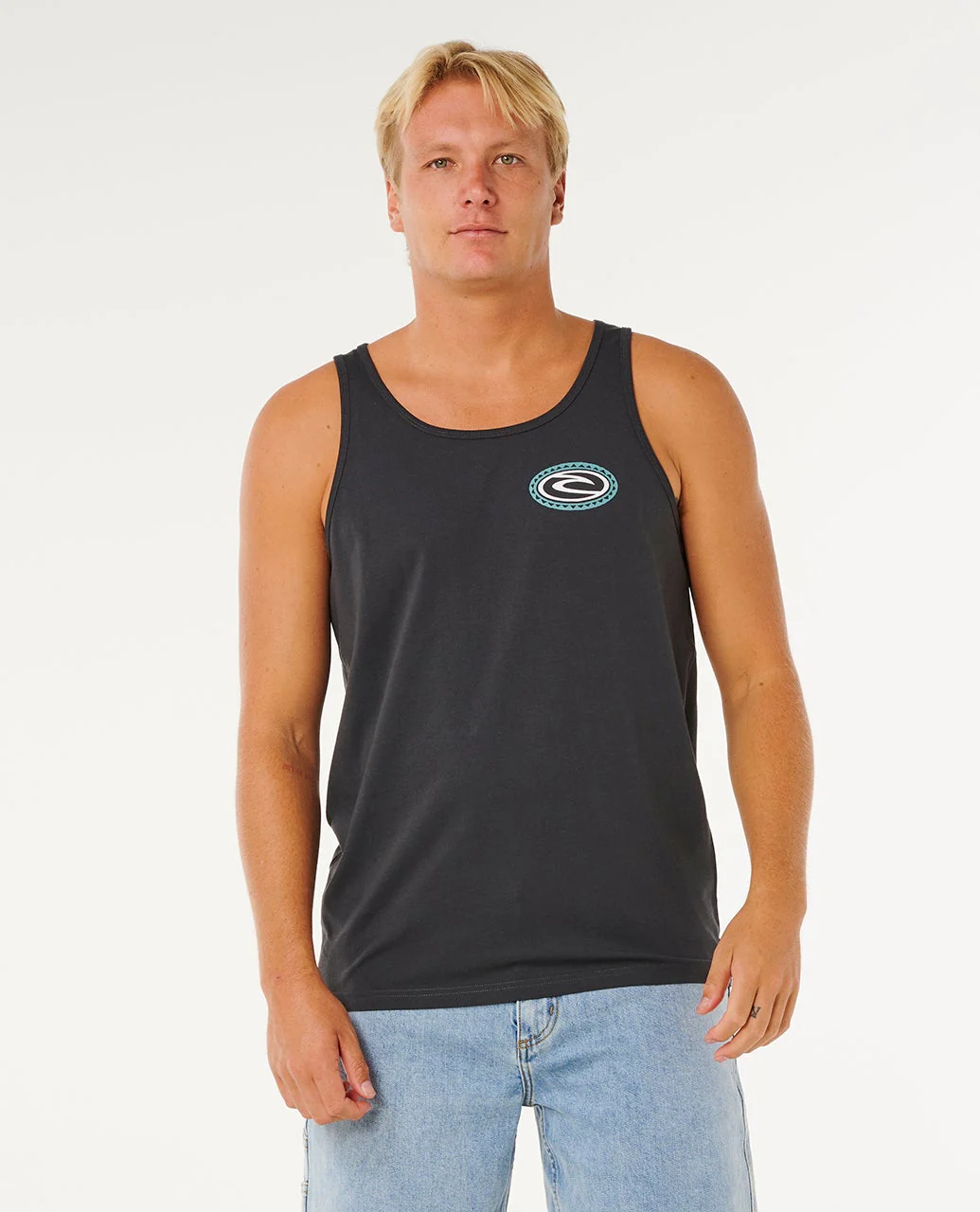 12973-trad-tank-3.webp Trad Tank