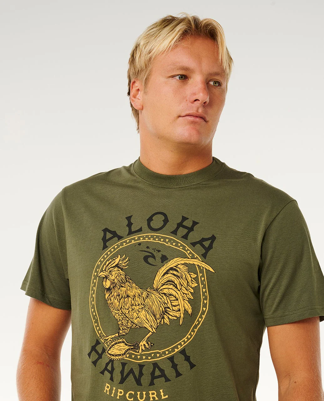 13086-aloha-hawaii-rooster-relaxed-tee-6.webp Aloha Hawaii Rooster Relaxed Tee