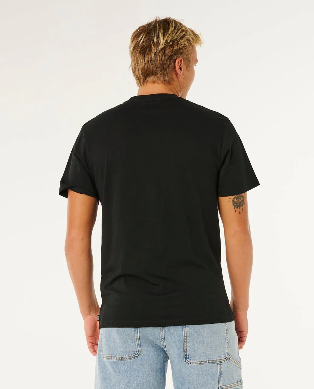 13200-aloha-hawaii-rooster-relaxed-tee-3.webp Aloha Hawaii Rooster Relaxed Tee