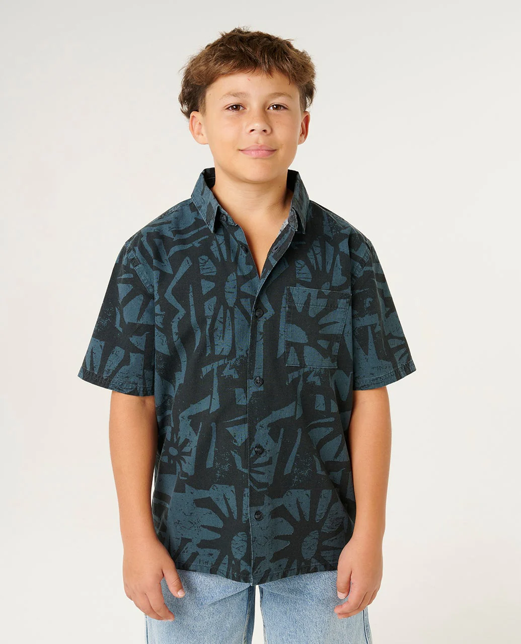 1515-liquid-trips-shirt-kids-6.webp Liquid Trips Shirt- Kids