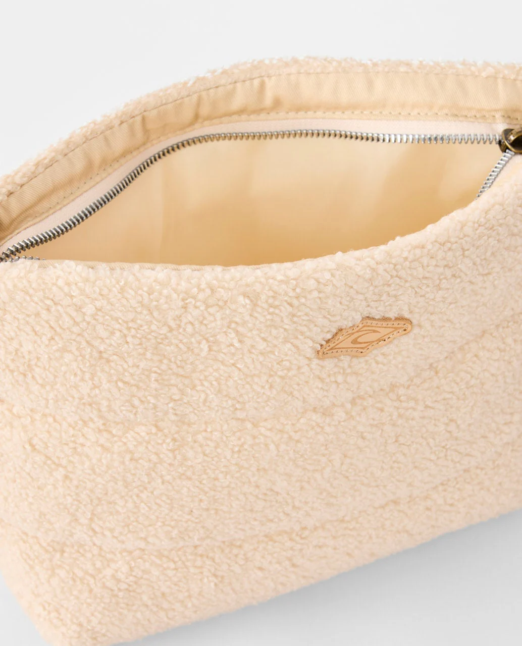 Teddy Clutch