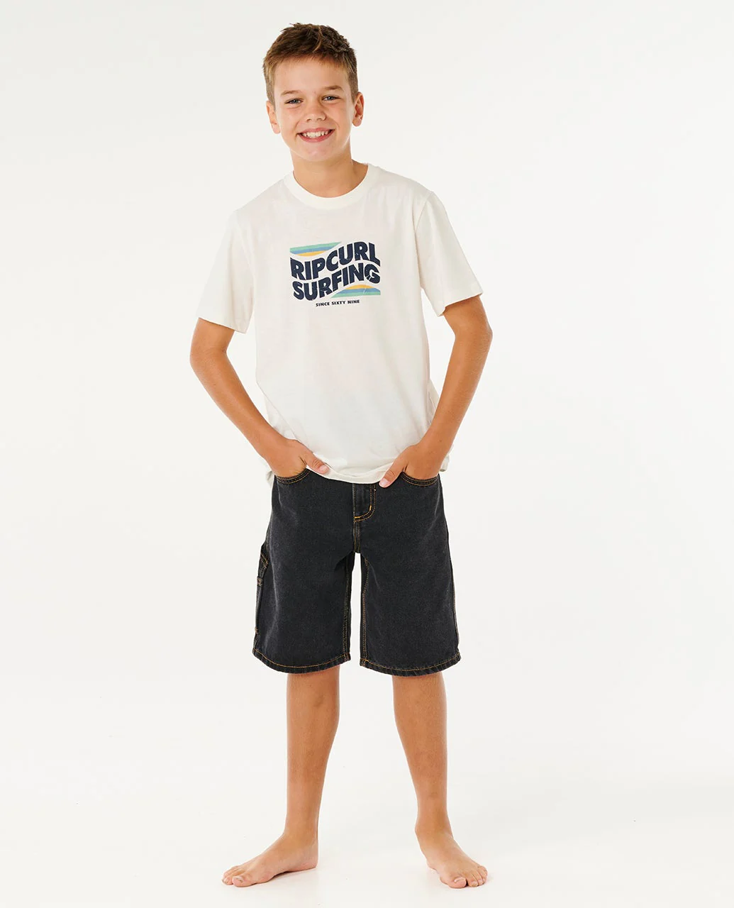 1599-streamline-big-logo-tee-kids-4.webp Streamline Big Logo Tee - Kids