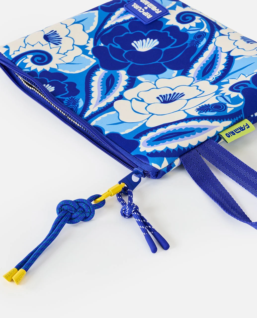 Carioca Neo Pouch