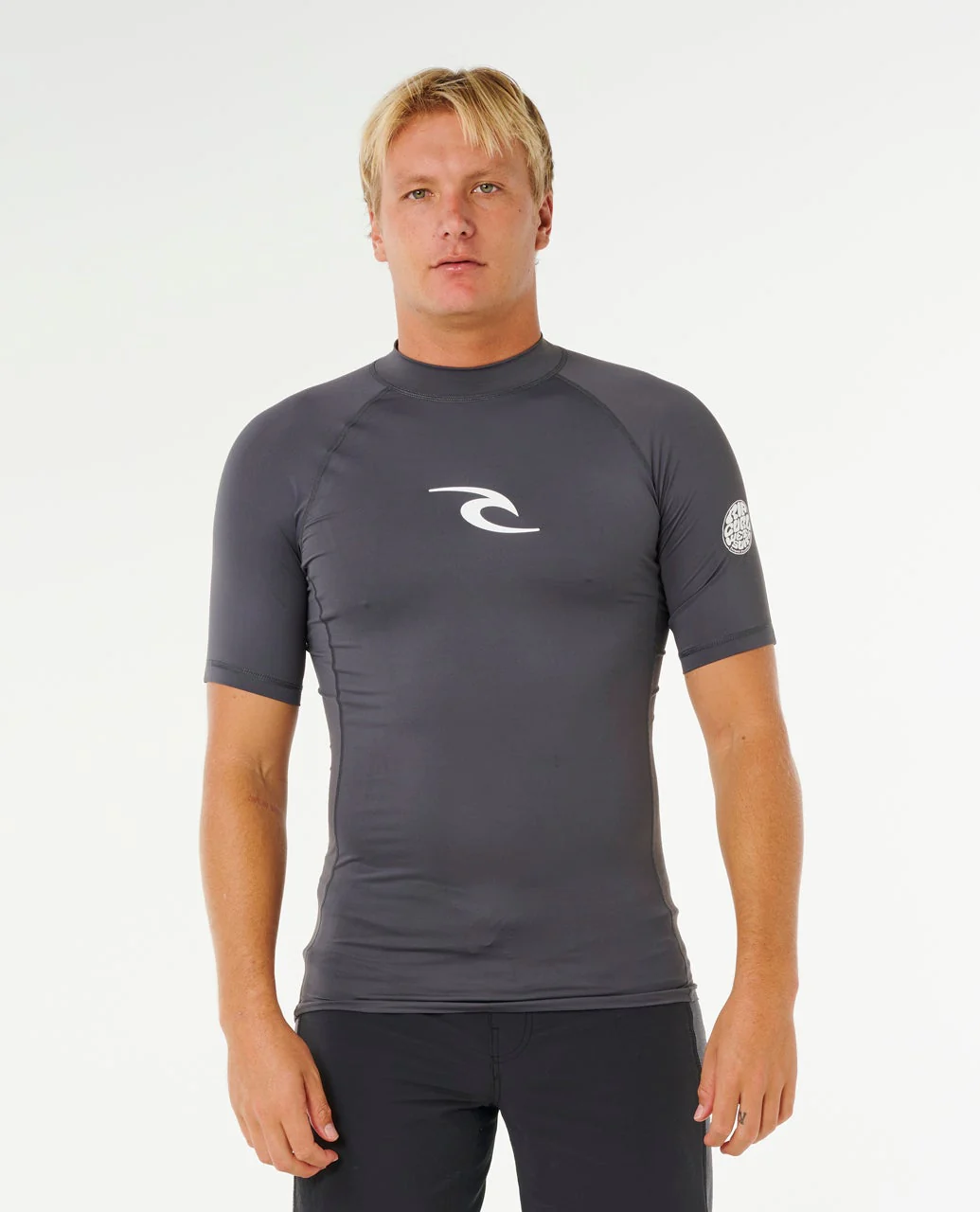 2360-waves-upf50-performance-short-sleeve-rash-vest-1.webp Waves UPF50 Performance Short Sleeve Rash Vest