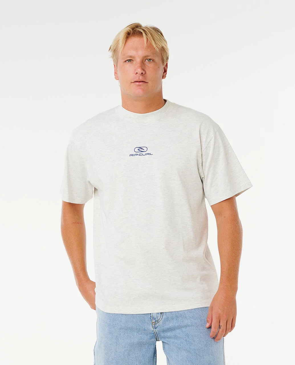 2908-pill-icon-loose-tee-1.webp Pill Icon Loose Tee