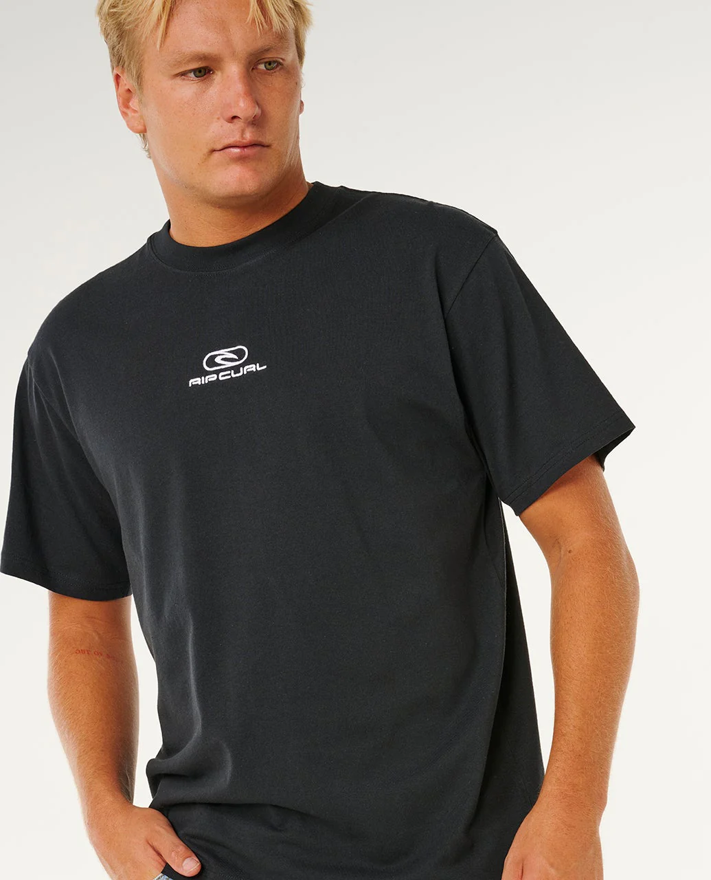 2916-pill-icon-loose-tee-6.webp Pill Icon Loose Tee