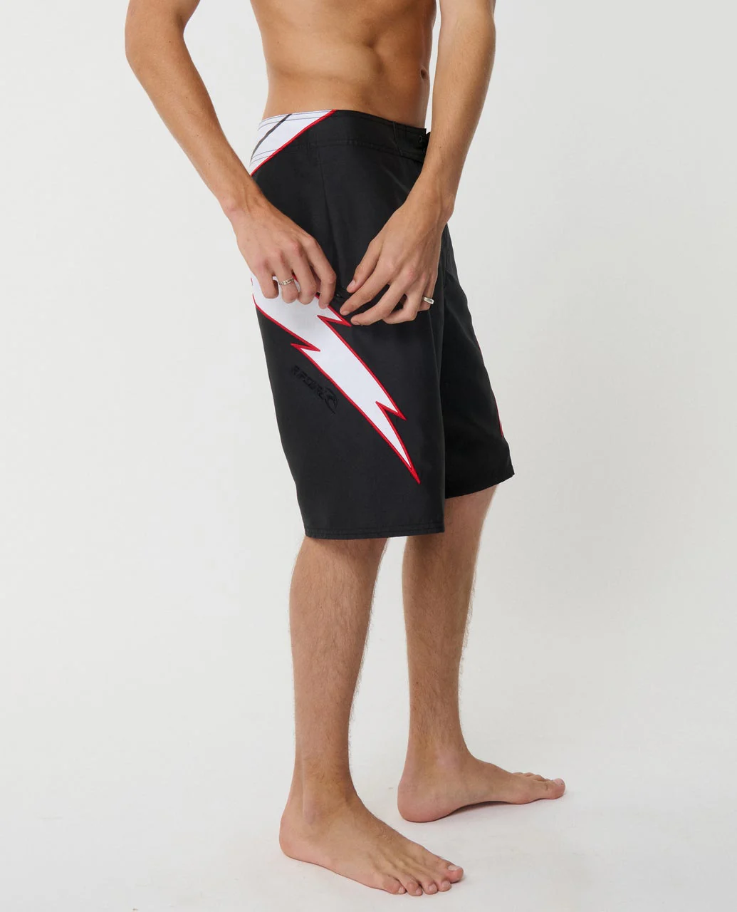 2976-icons-of-surf-mick-fanning-22-boardshort-5.webp Icons Of Surf Mick Fanning 22" Boardshort