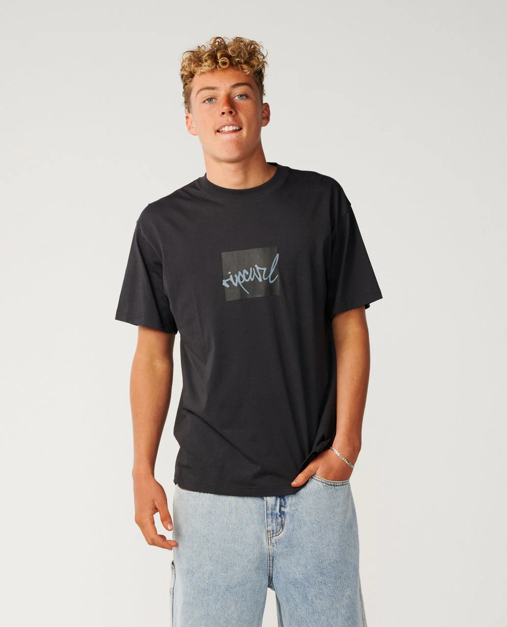 3067-rip-script-icon-loose-tee-1.webp Rip Script Icon Loose Tee