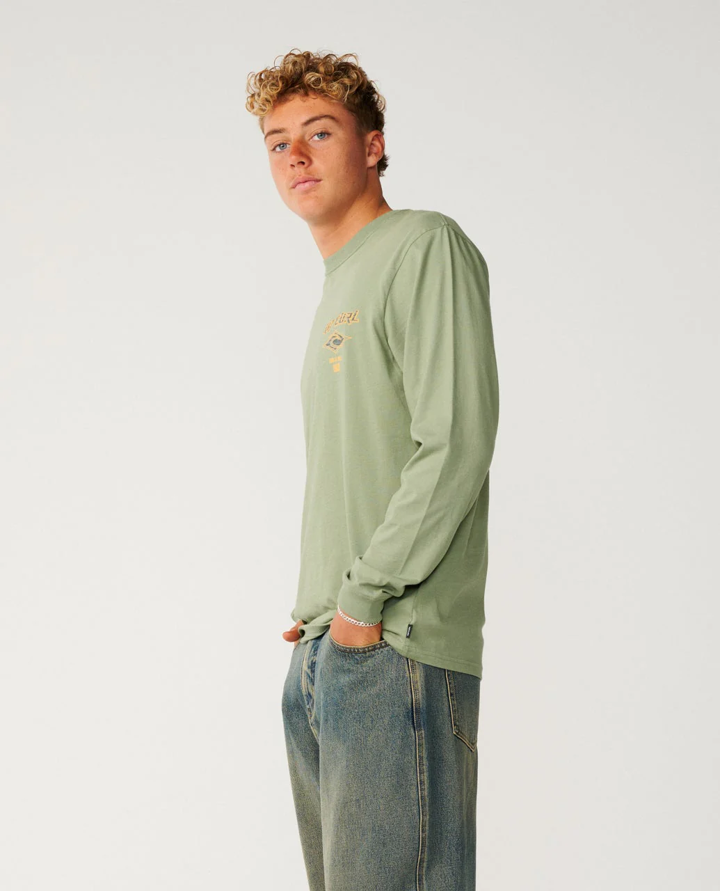 3092-fade-out-icon-long-sleeve-tee-2.webp Fade Out Icon Long Sleeve Tee