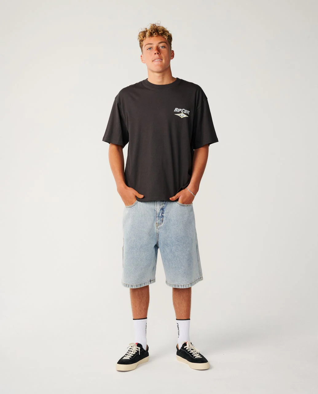 3108-heritage-icon-tee-4.webp Heritage Icon Tee