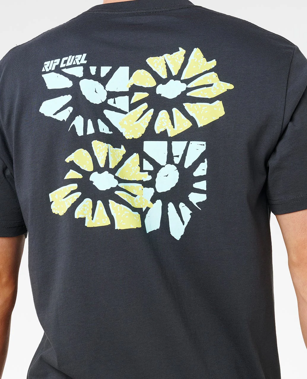 3207-liquid-trips-flower-relaxed-tee-5.webp Liquid Trips Flower Relaxed Tee