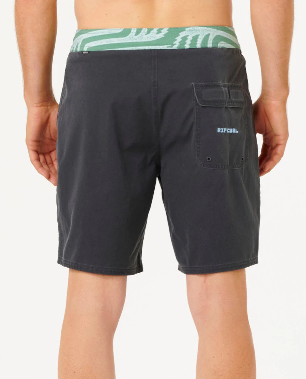 3736-mirage-artist-of-the-search-19-boardshort-3.webp Mirage Artist of the Search 19" Boardshort