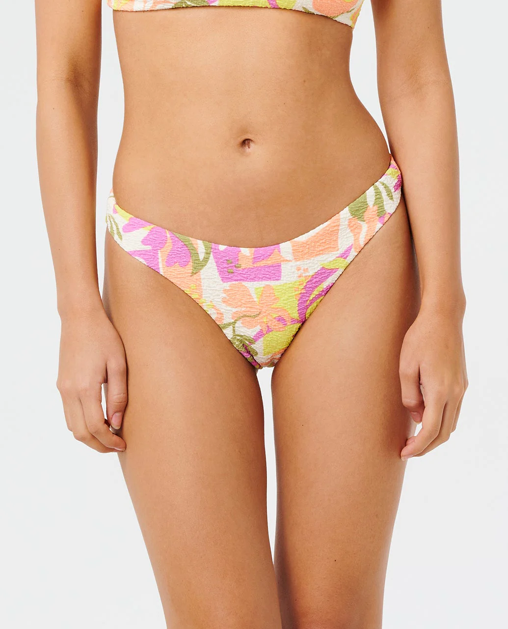5548-topanga-geo-hi-leg-skimpy-coverage-bikini-bottom-1.webp Topanga Geo Hi Leg Skimpy Coverage Bikini Bottom