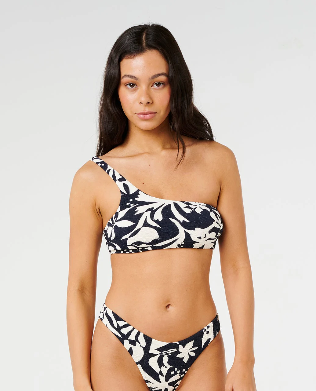 5556-topanga-geo-crop-top-1.webp Topanga Geo Crop Top