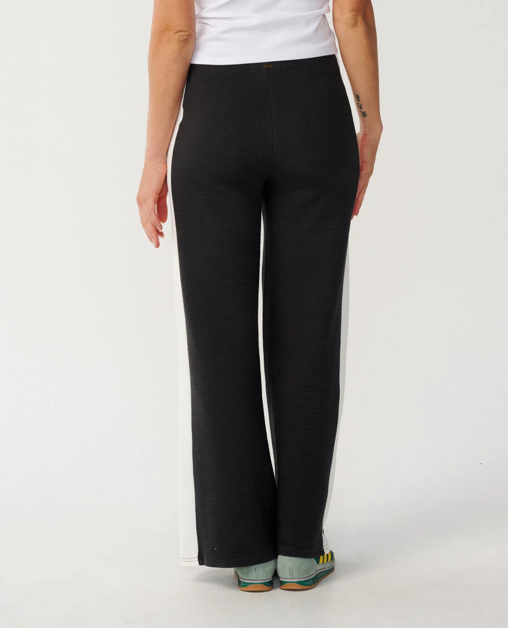 Retro Swell Wide Leg Pant