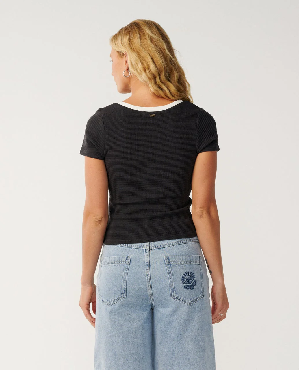 Retro Swell Tee