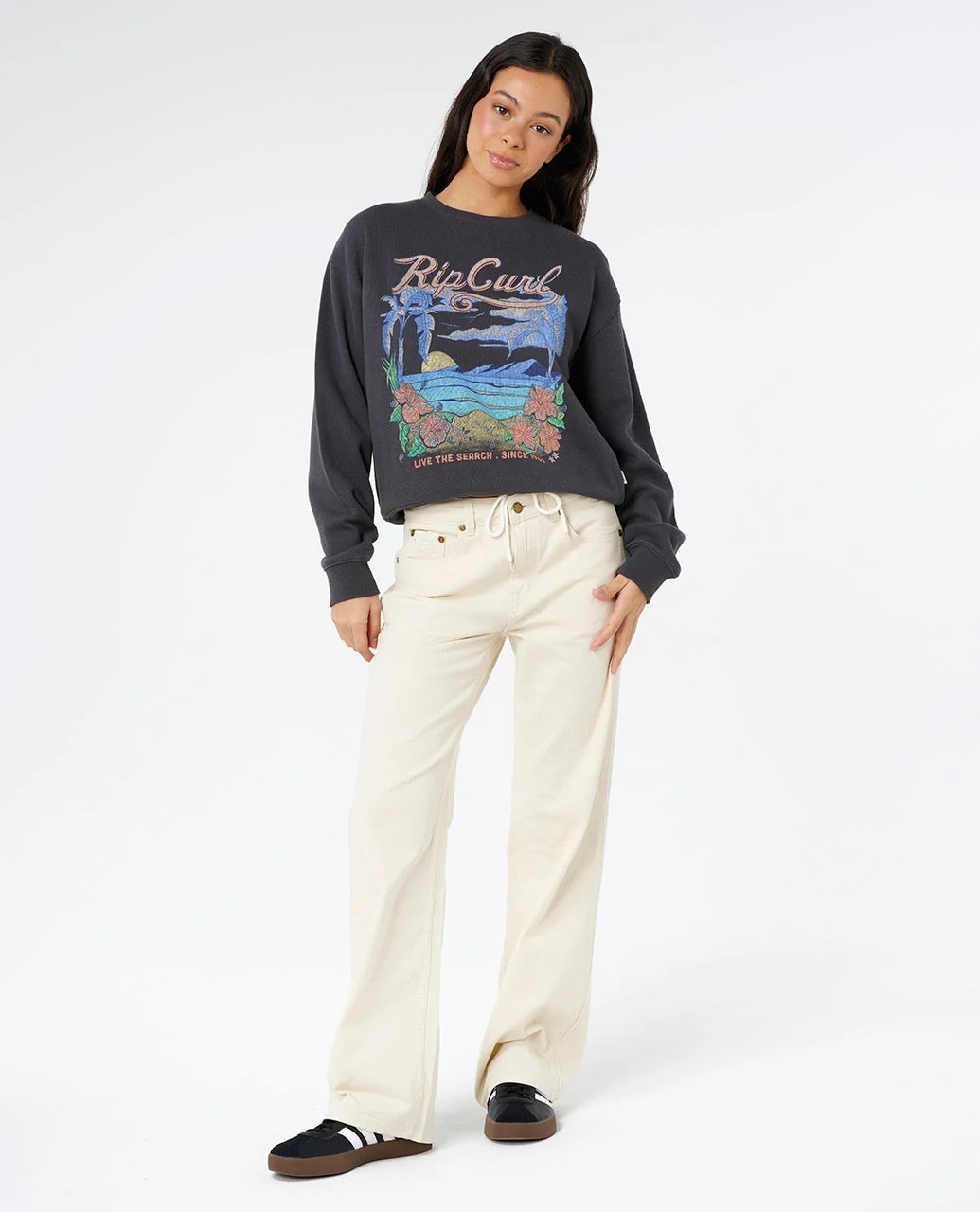 6041-saloon-relaxed-crew-4.webp Saloon Relaxed Crew