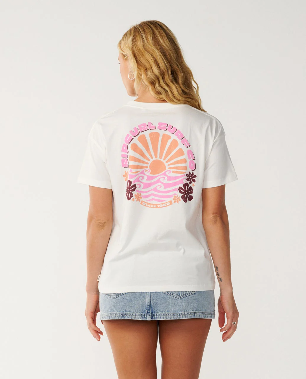 Party Wave Relaxed Tee
