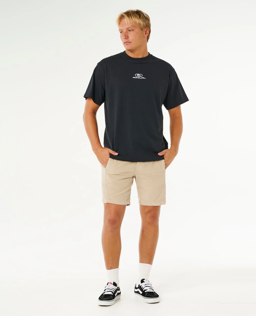 7353-classic-surf-cord-18-walkshort-4.webp Classic Surf Cord 18" Walkshort