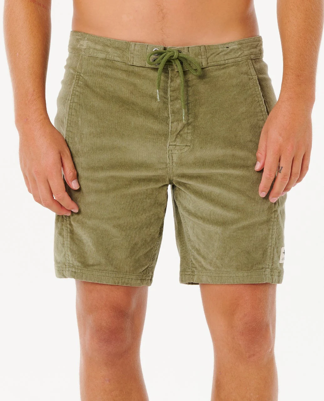 7478-classic-surf-cord-18-walkshort-2.webp Classic Surf Cord 18" Walkshort