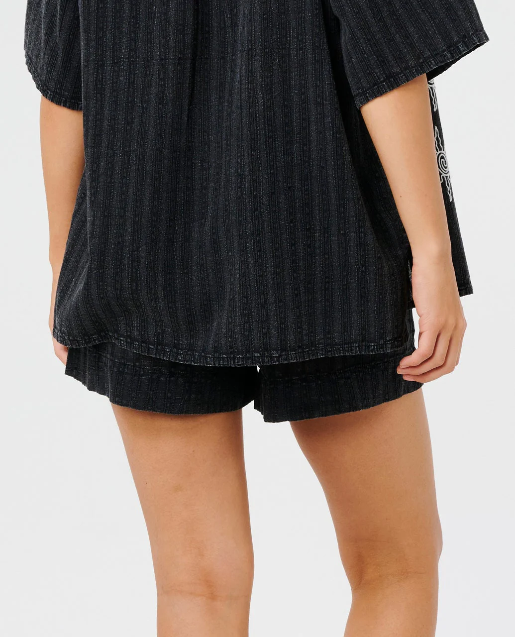 Topanga Embroidered Short