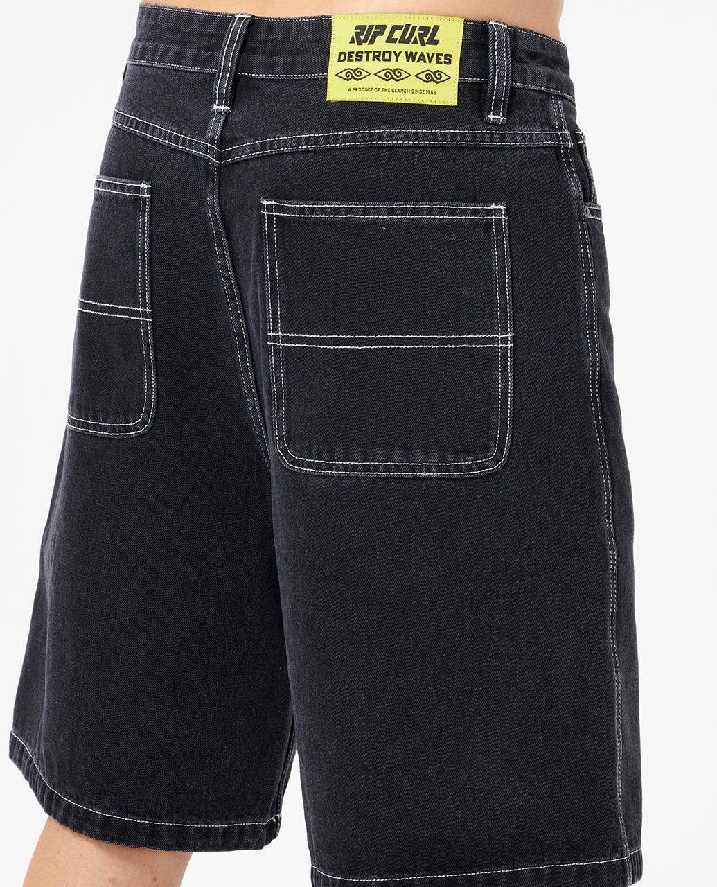 Liquid Trips Denim 22" Walk Short