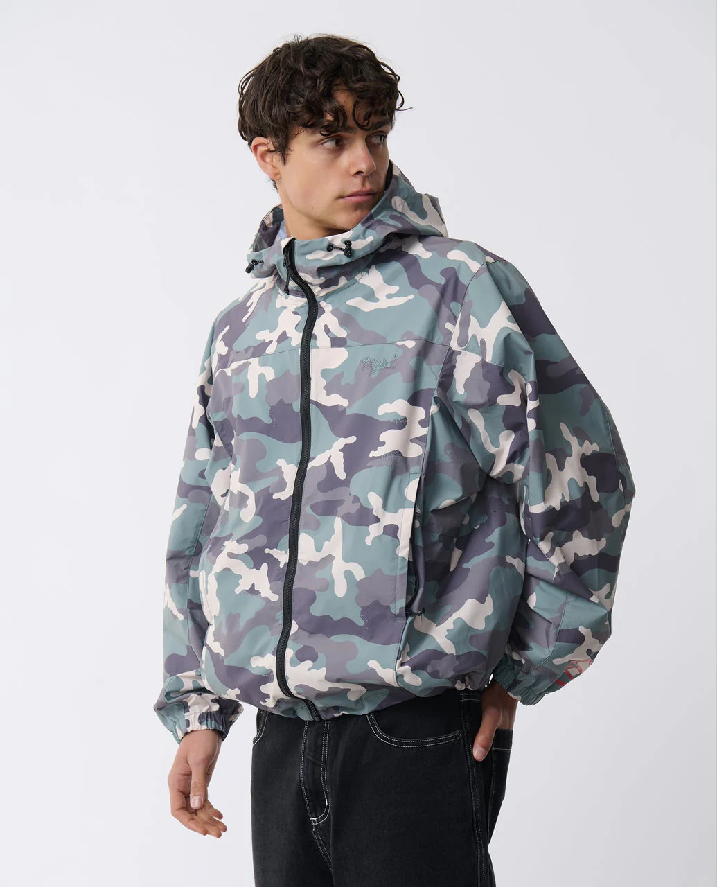 86-archive-dwr-spray-jacket-2.webp Archive DWR Spray Jacket