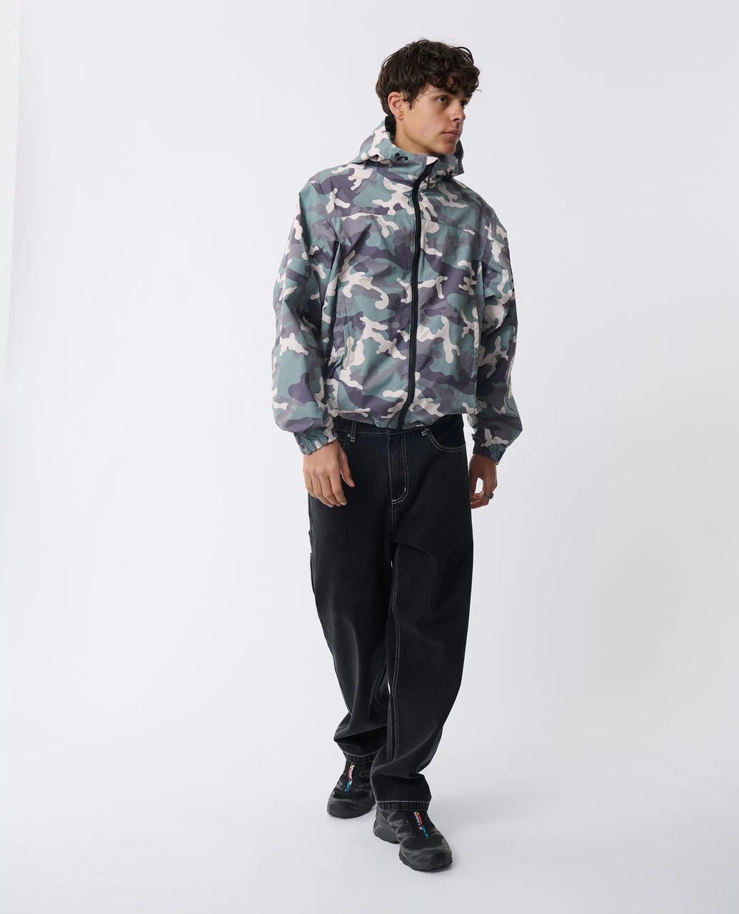 86-archive-dwr-spray-jacket-4.webp Archive DWR Spray Jacket